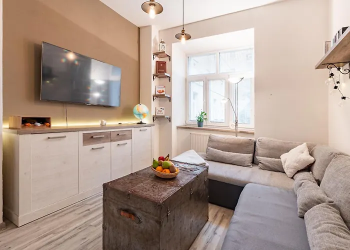 شقة Charming Flat, Steps From Castle - Free Parking براتسيلافا